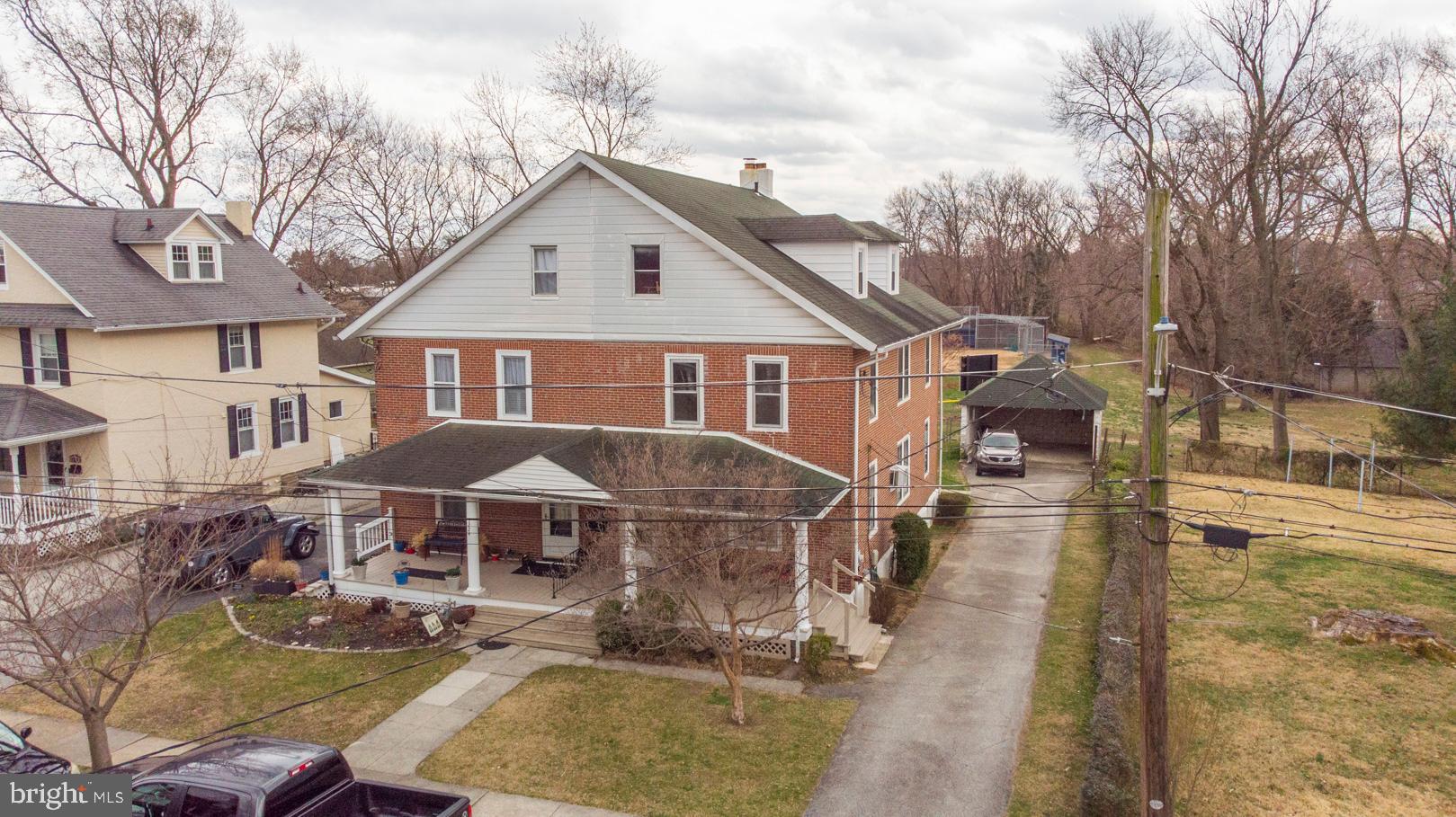 1226 Manor Road Havertown, PA 19083 - Photo 2 of 37 A twin with a private driveway and 2 car garage!