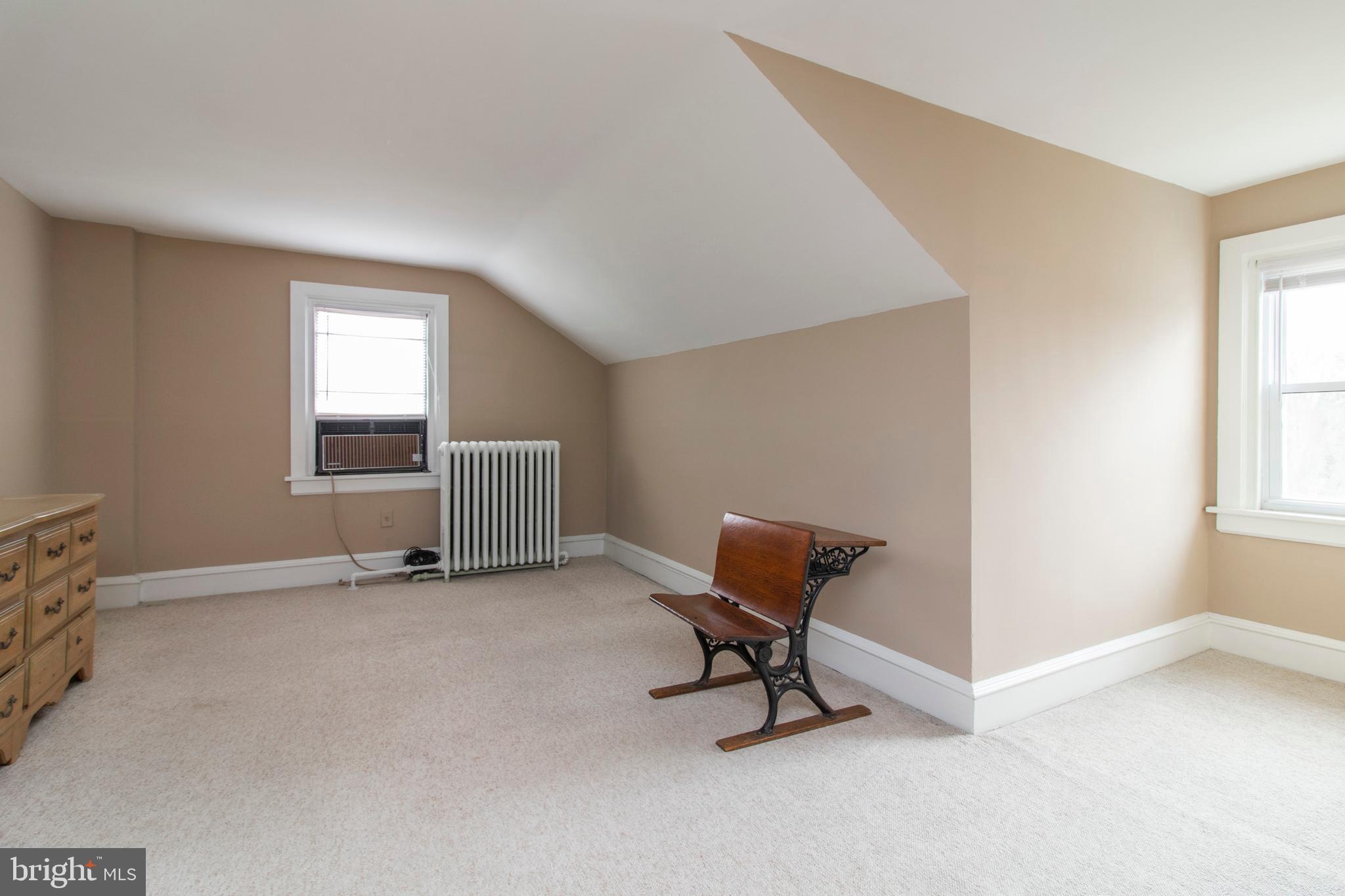 1226 Manor Road Havertown, PA 19083 - Photo 32 of 37