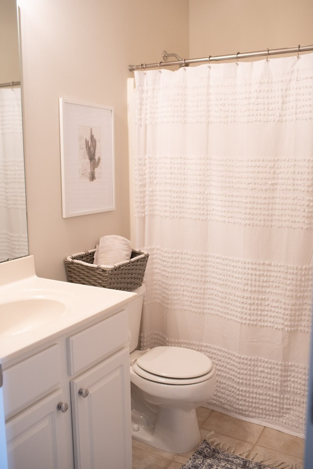 4809 Glass Tower Way Raleigh, NC 27612 - Photo 17 of 29 Hall Bath