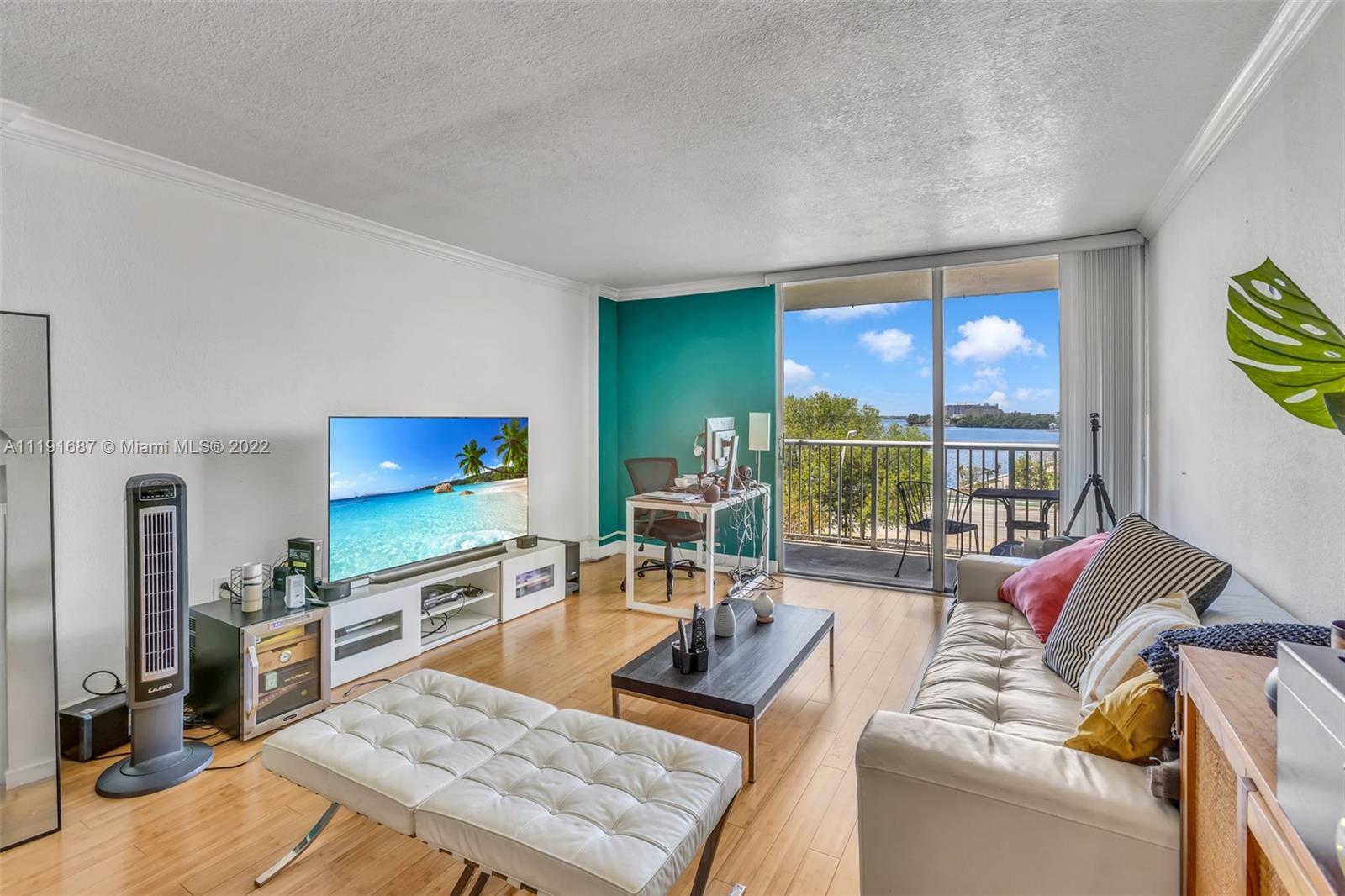 150 Southeast 25th Road, Unit 6K Miami, FL 33129 - Photo 4 of 22 Gallery Image 4