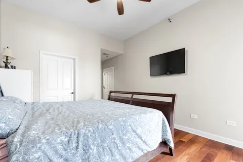 $450,000 | 1464 South Michigan Avenue, Unit 404, Chicago, IL 60605