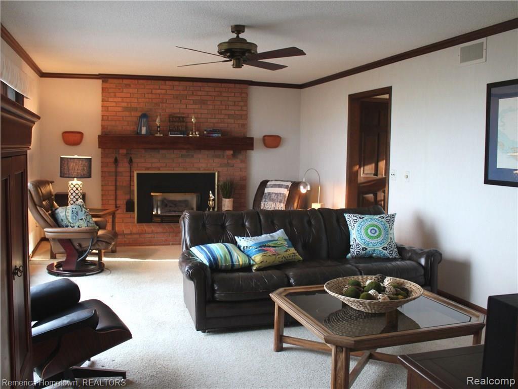 2717 Lakeshore Road Applegate, MI 48401 - Photo 13 of 53 Gallery Image 13