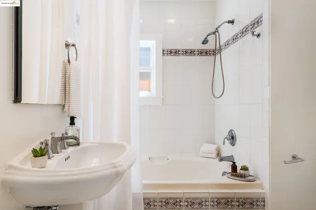 $1,195,000 | 6314 Broadway Terrace, Oakland, CA 94618