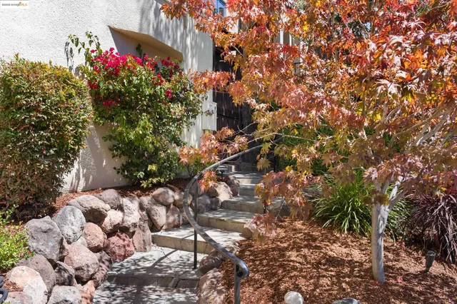 $1,195,000 | 6314 Broadway Terrace, Oakland, CA 94618