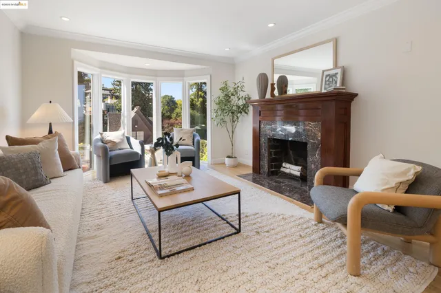 $1,195,000 | 6314 Broadway Terrace, Oakland, CA 94618