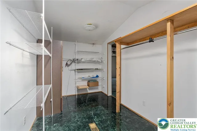 $98,900 | 183 Greenbriar Drive South, Bath, PA 18014