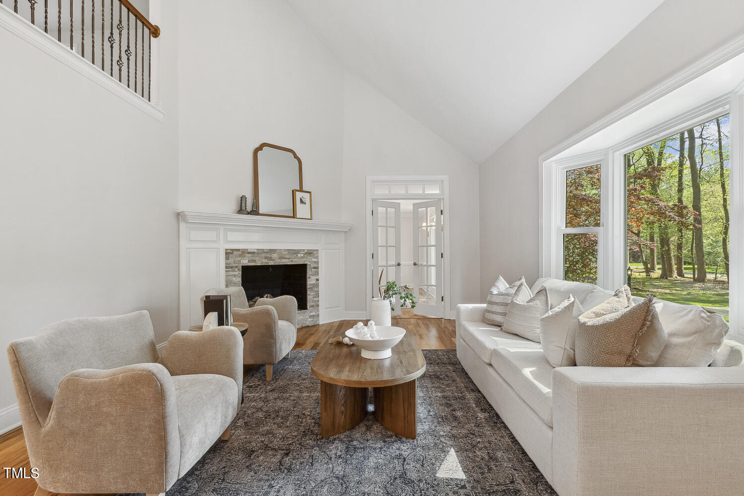 8008 Hollander Place Raleigh, NC 27606 - Photo 5 of 42 013 - Copy