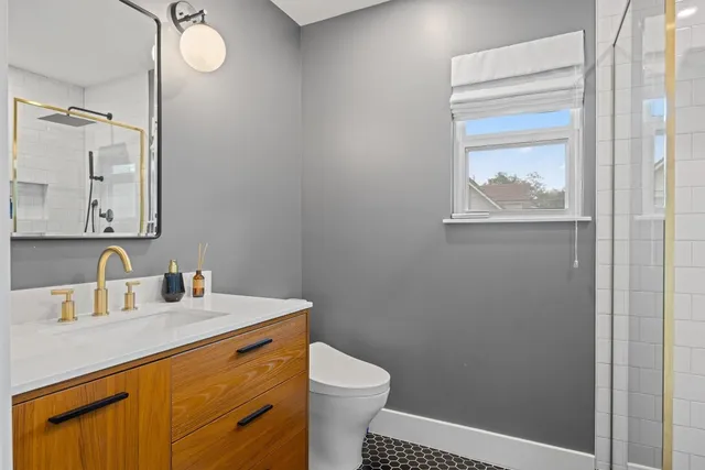 $725,000 | 5901 Thames Drive, Austin, TX 78723