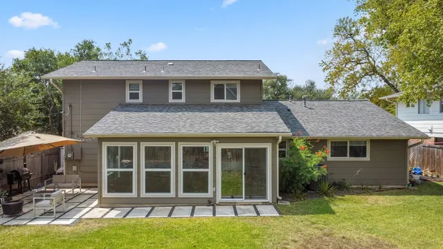 $725,000 | 5901 Thames Drive, Austin, TX 78723