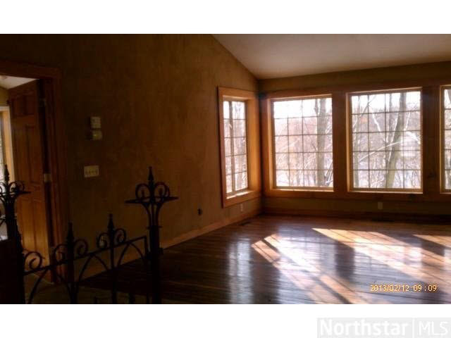 25865 Birch Bluff Road Shorewood, MN 55331 - Photo 3 of 14