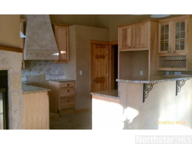 25865 Birch Bluff Road Shorewood, MN 55331 - Photo 5 of 14