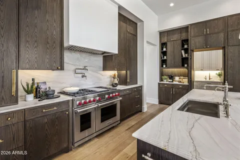 $5,995,000 | 5935 East Calle Tuberia, Phoenix, AZ 85018