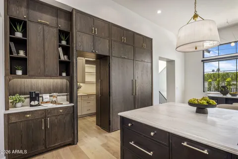 $5,995,000 | 5935 East Calle Tuberia, Phoenix, AZ 85018