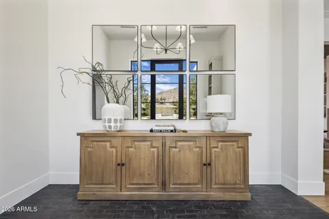 $5,995,000 | 5935 East Calle Tuberia, Phoenix, AZ 85018