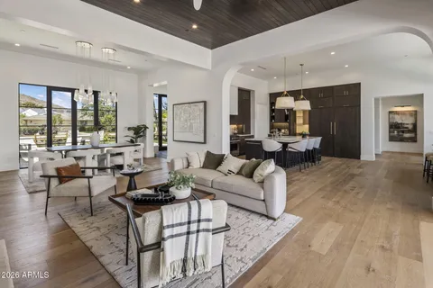 $5,995,000 | 5935 East Calle Tuberia, Phoenix, AZ 85018