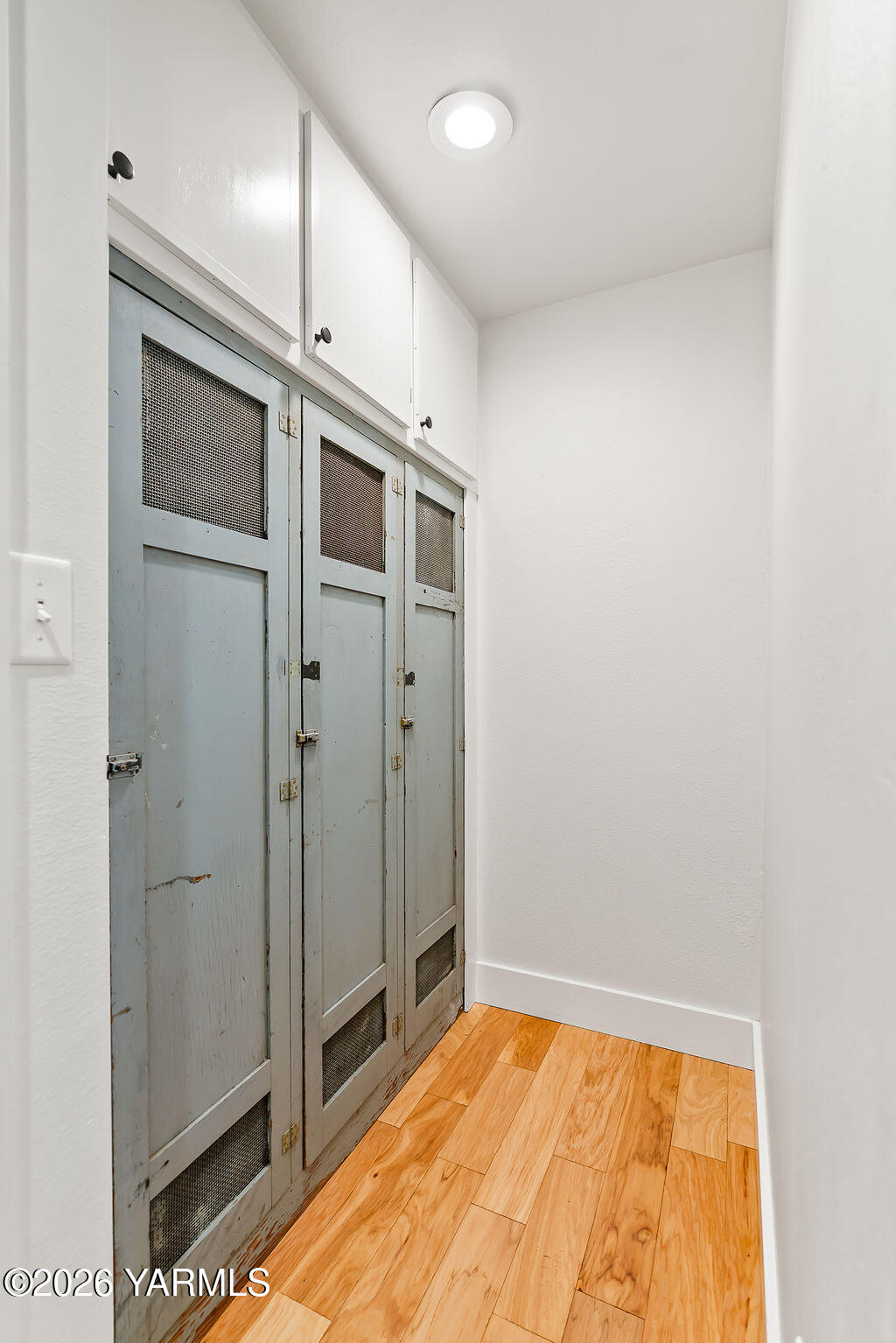 367 Baker Road Selah, WA 98942 - Photo 35 of 55 a view of an empty room