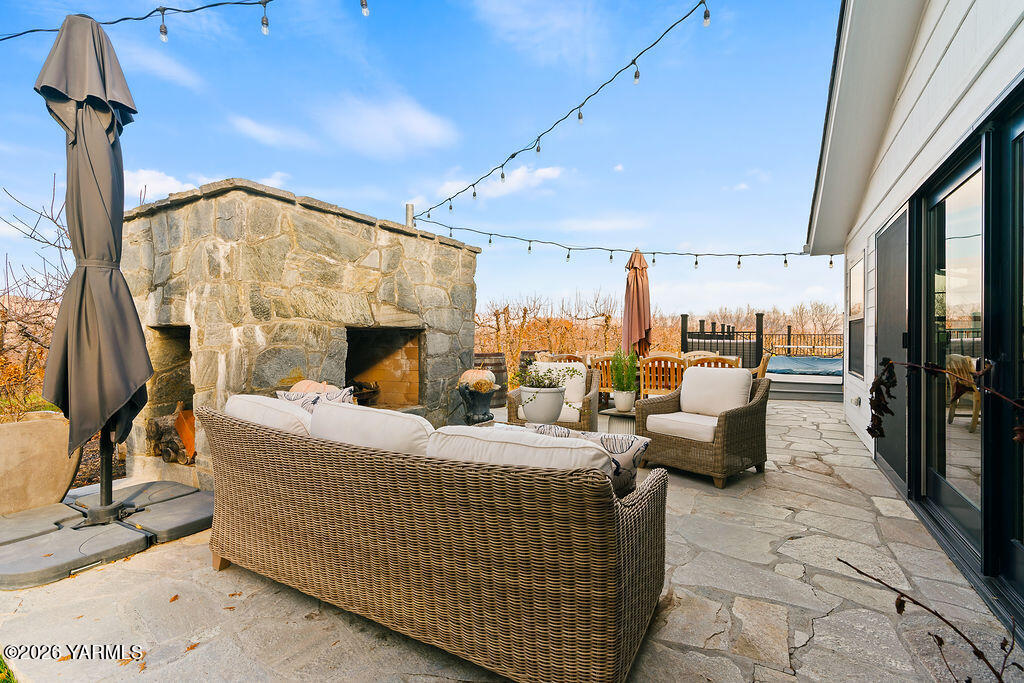 367 Baker Road Selah, WA 98942 - Photo 36 of 55 Patio