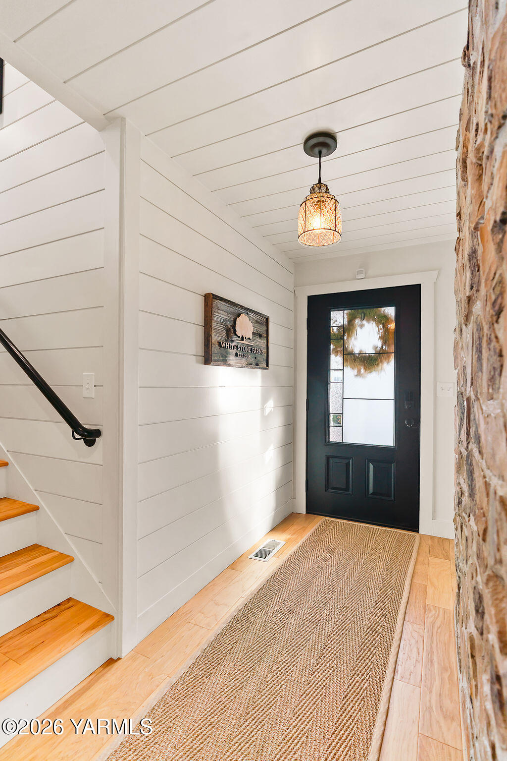 367 Baker Road Selah, WA 98942 - Photo 4 of 55 Entry