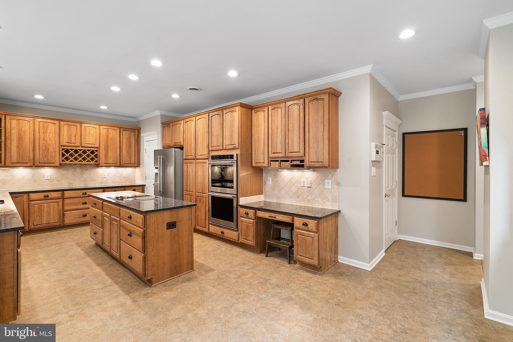 10086 Bear Ridge Rixeyville, VA 22737 - Photo 26 of 61 Well designed for one or many cooks