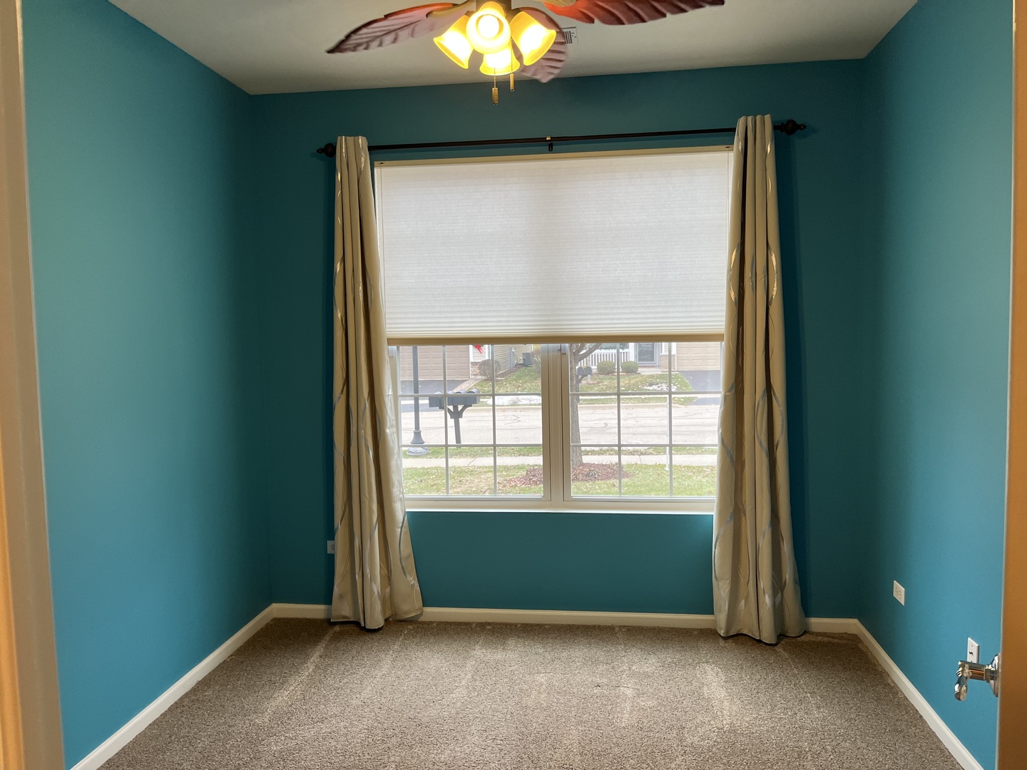 847 Cascade Falls Drive Elgin, IL 60124 - Photo 9 of 19