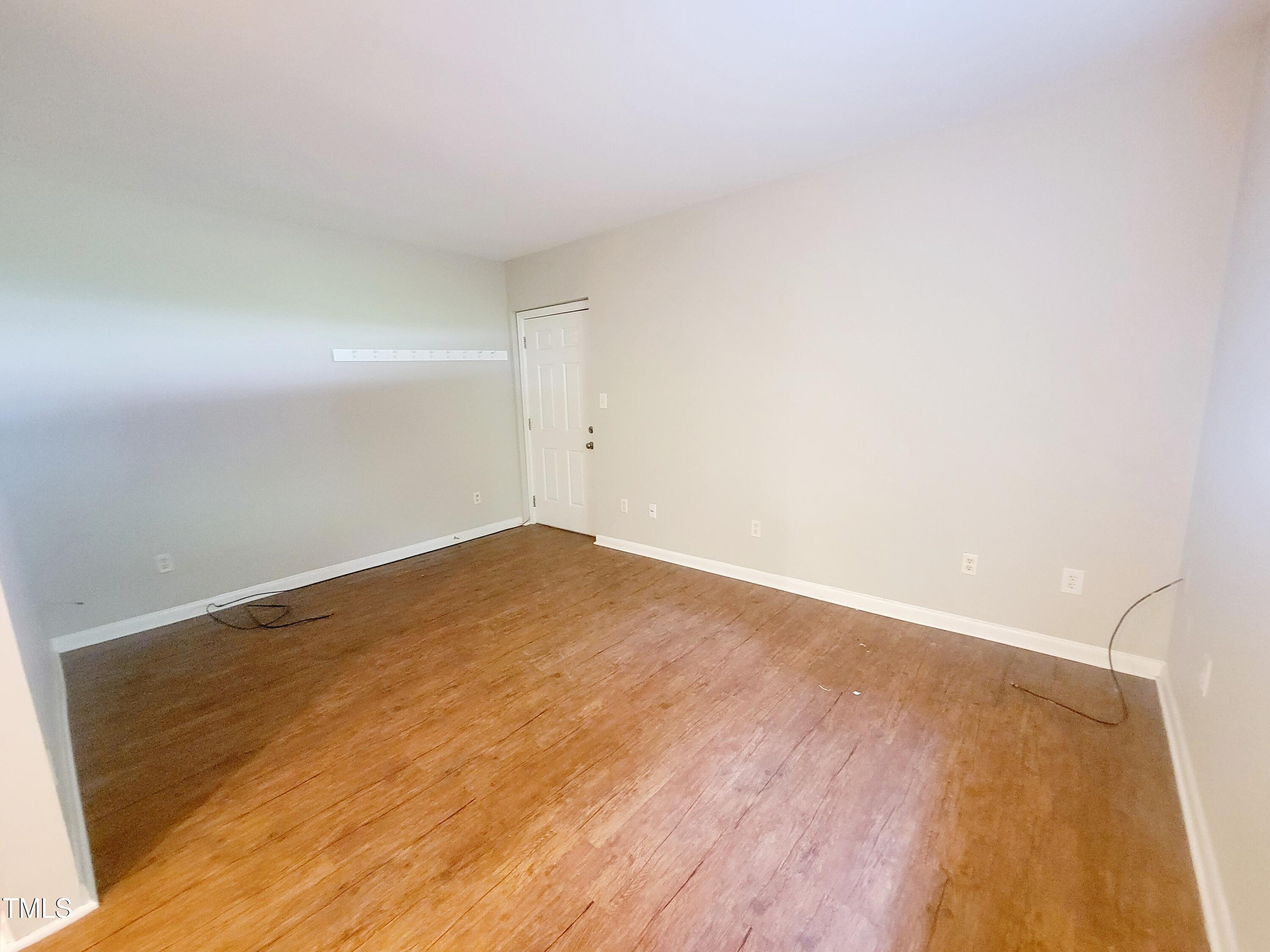 1422 Scales Street, Unit G Raleigh, NC 27608 - Photo 3 of 30 20250604_100043