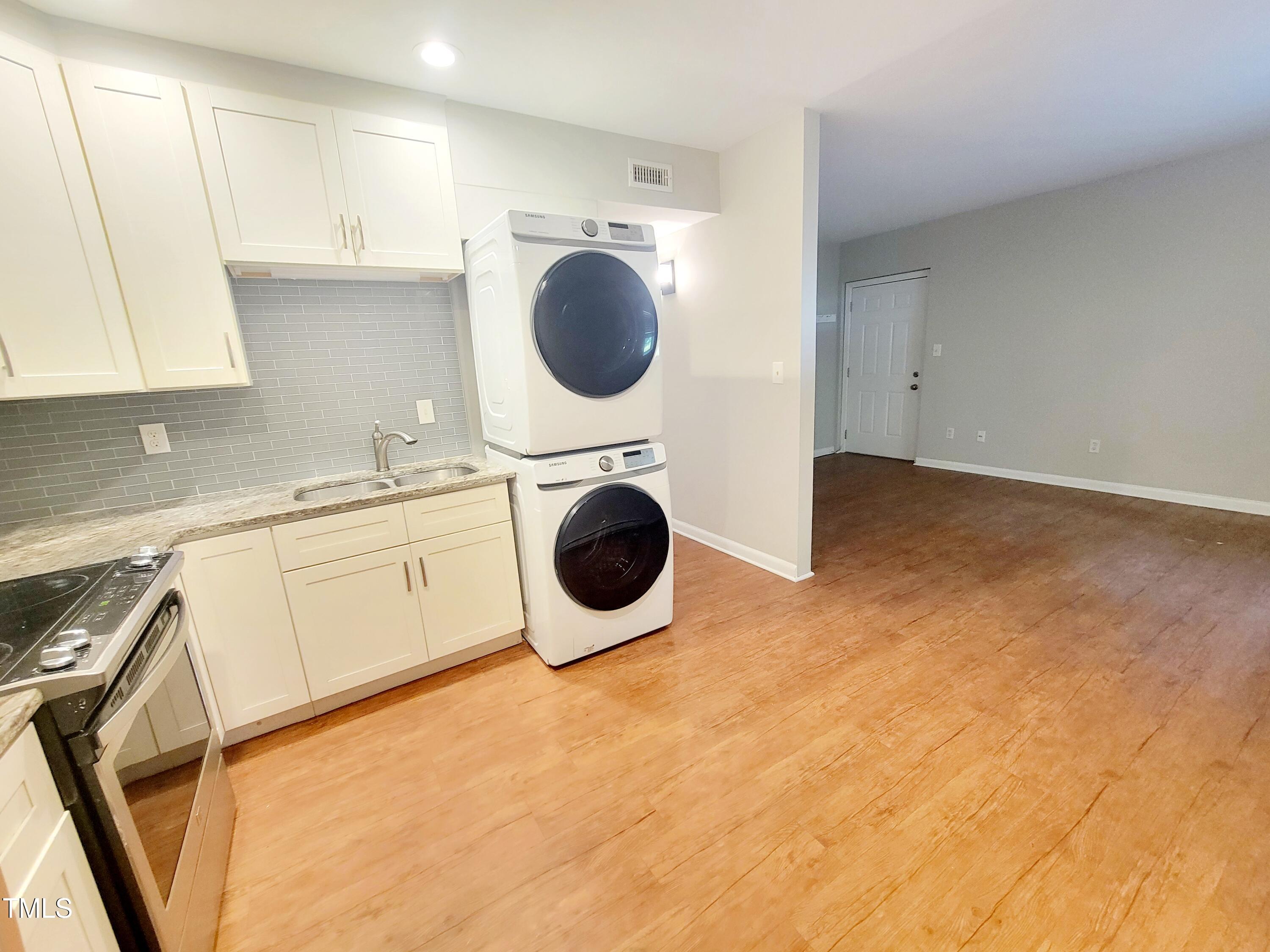 1422 Scales Street, Unit G Raleigh, NC 27608 - Photo 6 of 30 20250604_100132