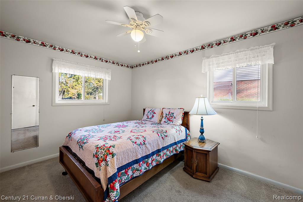 28248 Bayberry Road Farmington Hills, MI 48331 - Photo 13 of 19