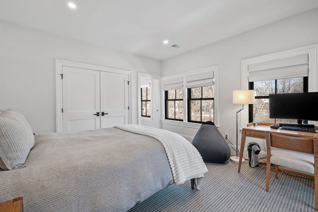 16 Liberty Road Marblehead, MA 01945 - Photo 18 of 29