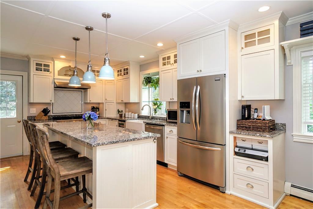 5 Ocean View Road Cape Elizabeth, ME 04107 - Photo 18 of 35 Great layout creates a user-friendly...