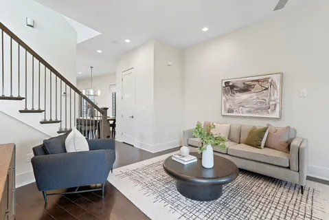 $749,900 | 2007 Beech Avenue, Nashville, TN 37204