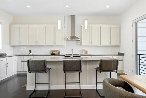 $749,900 | 2007 Beech Avenue, Nashville, TN 37204