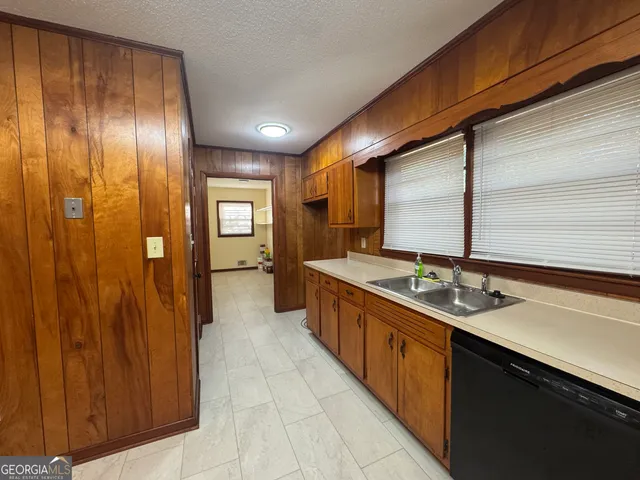 a view of a storage & utility room