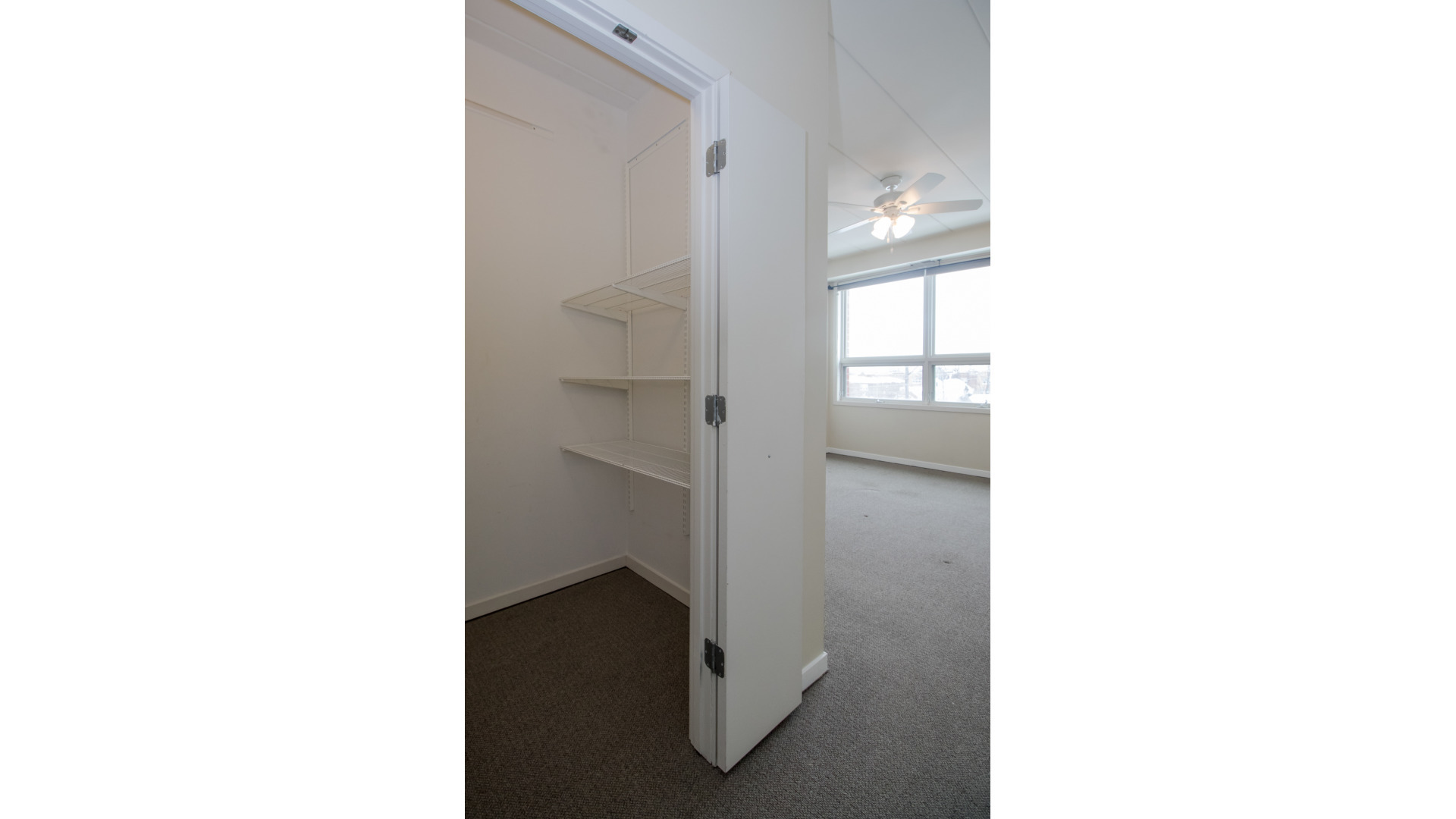 974 West 35th Place, Unit 305 Chicago, IL 60609 - Photo 13 of 19