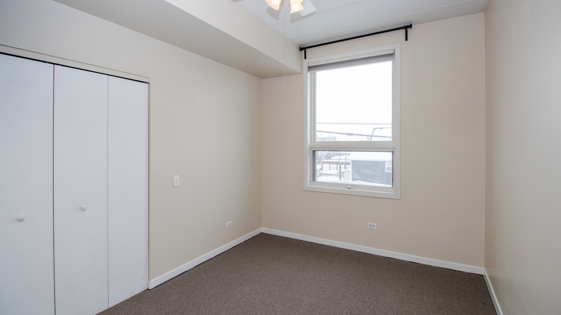 974 West 35th Place, Unit 305 Chicago, IL 60609 - Photo 14 of 19