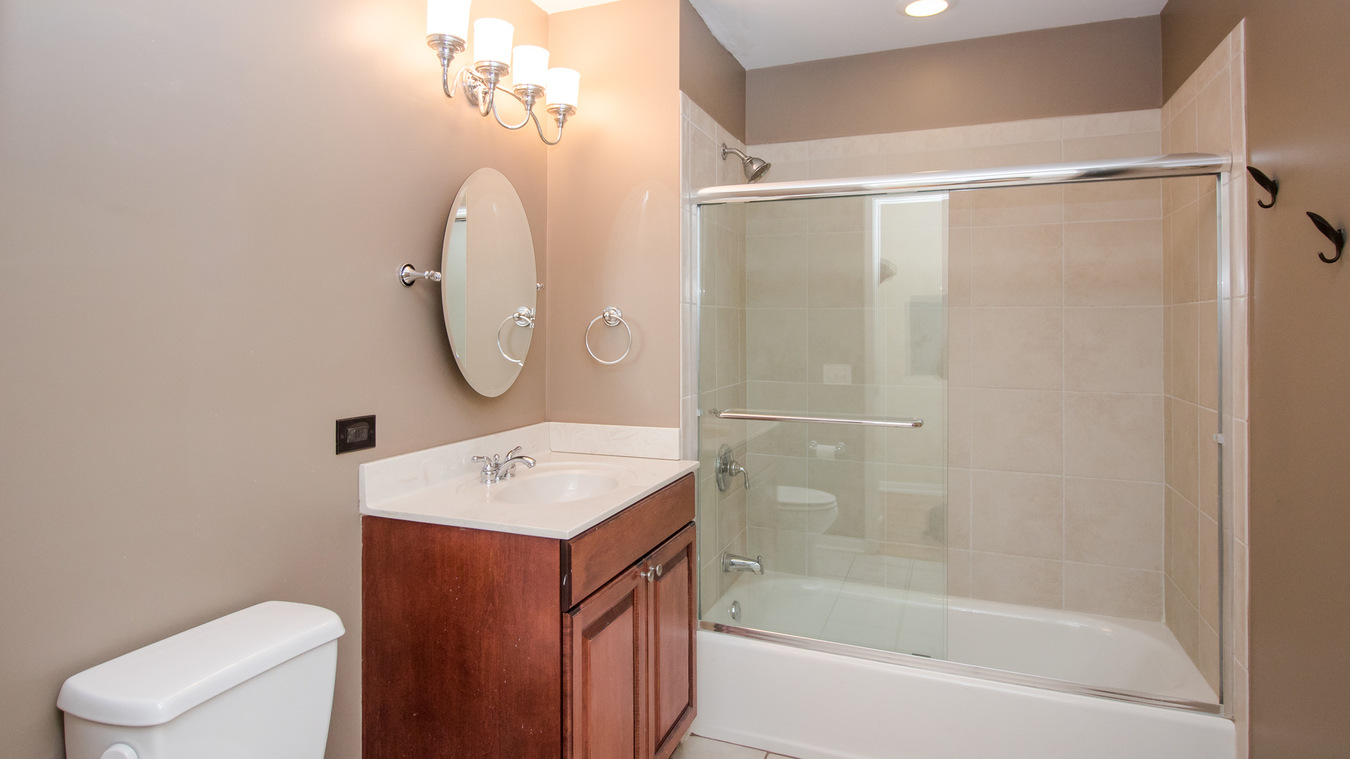 974 West 35th Place, Unit 305 Chicago, IL 60609 - Photo 16 of 19
