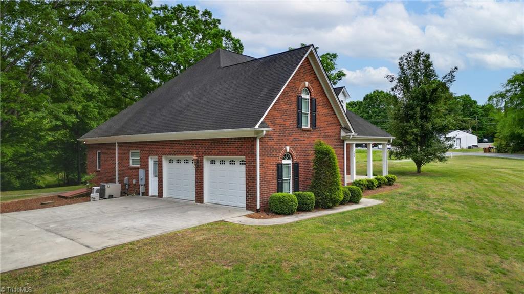 144 Pine Ridge Road Lexington, NC 27295 - Photo 18 of 45