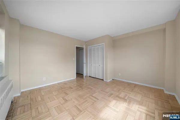 $2,350 | 1450 Palisade Avenue, Unit 6E, Fort Lee, NJ 07024