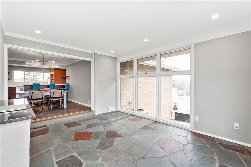 231 Ridgeview Drive Venetia, PA 15367 - Photo 10 of 25 Gallery Image 10