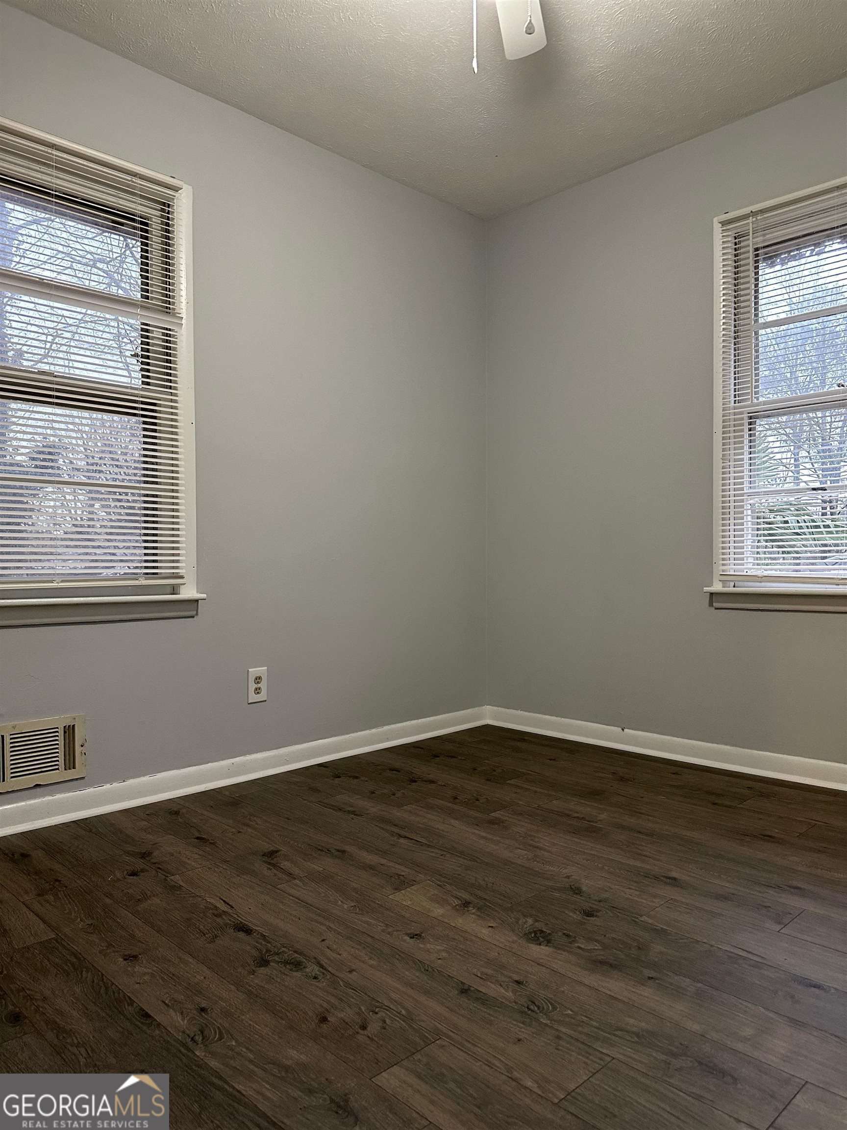 4522 Ridge Drive Forest Park, GA 30297 - Photo 8 of 11
