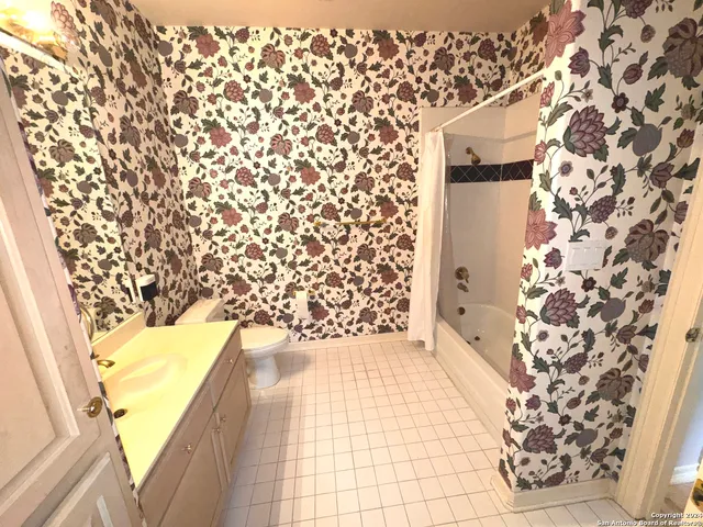 $2,900 | 11 Campden Circle, San Antonio, TX 78218