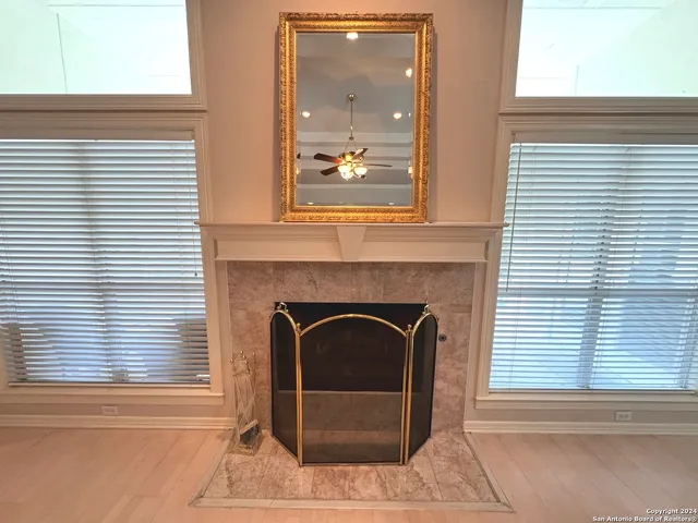 $2,900 | 11 Campden Circle, San Antonio, TX 78218