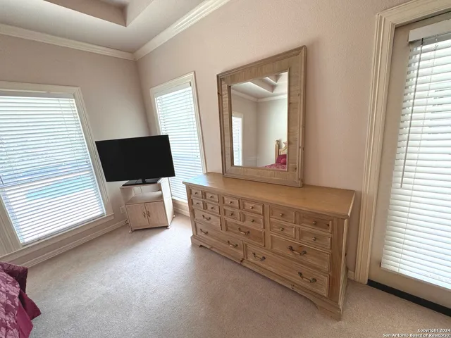 $2,900 | 11 Campden Circle, San Antonio, TX 78218