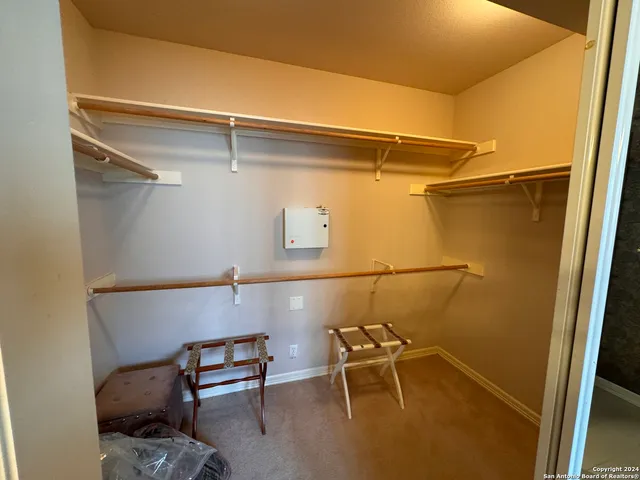 $2,900 | 11 Campden Circle, San Antonio, TX 78218