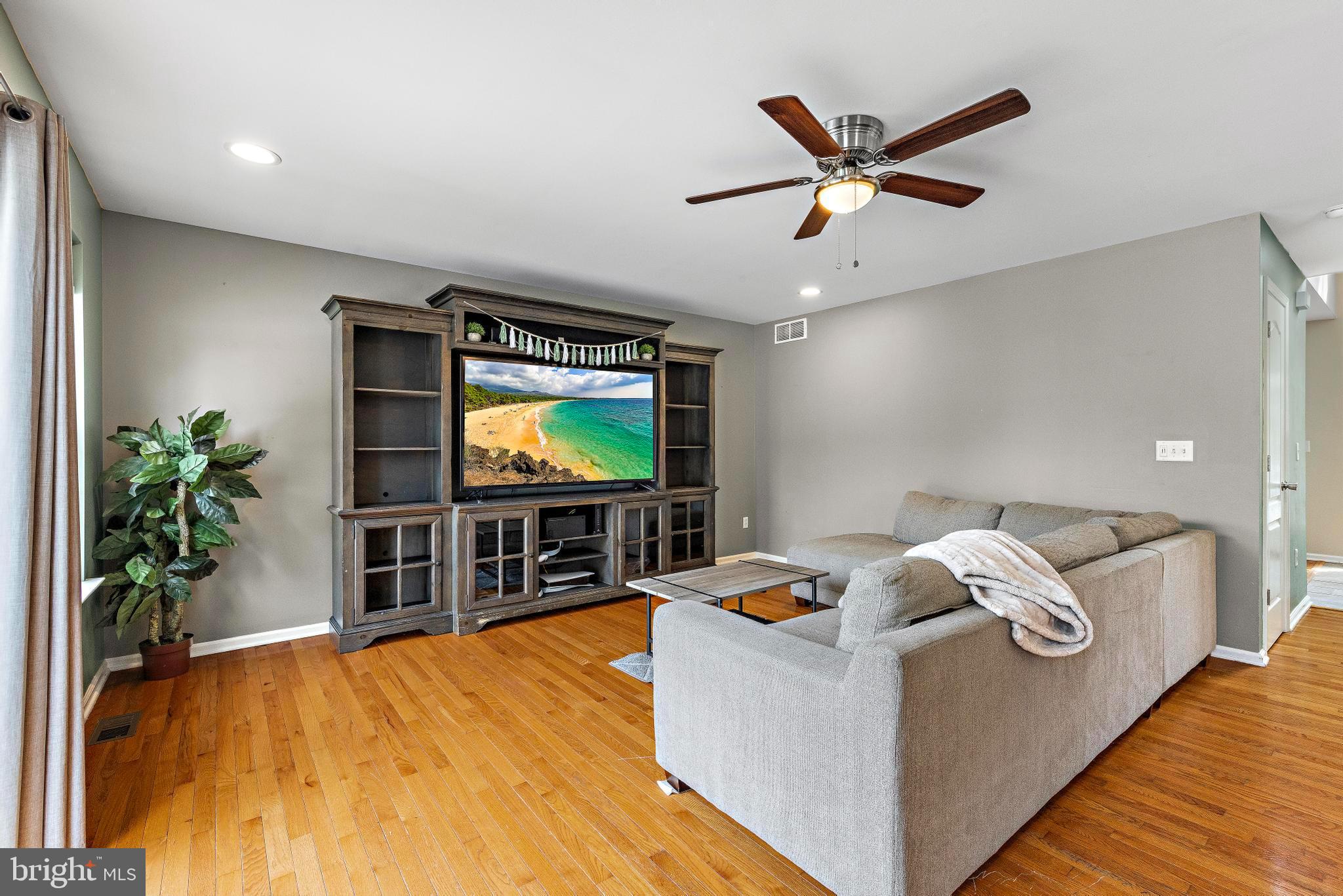 121 Gaff Road Manahawkin, NJ 08050 - Photo 4 of 43 Den