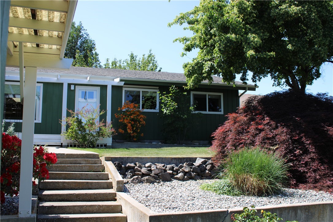 2318 Riter Street Wenatchee, WA 98801 - Photo 1 of 35 Gallery Image 1