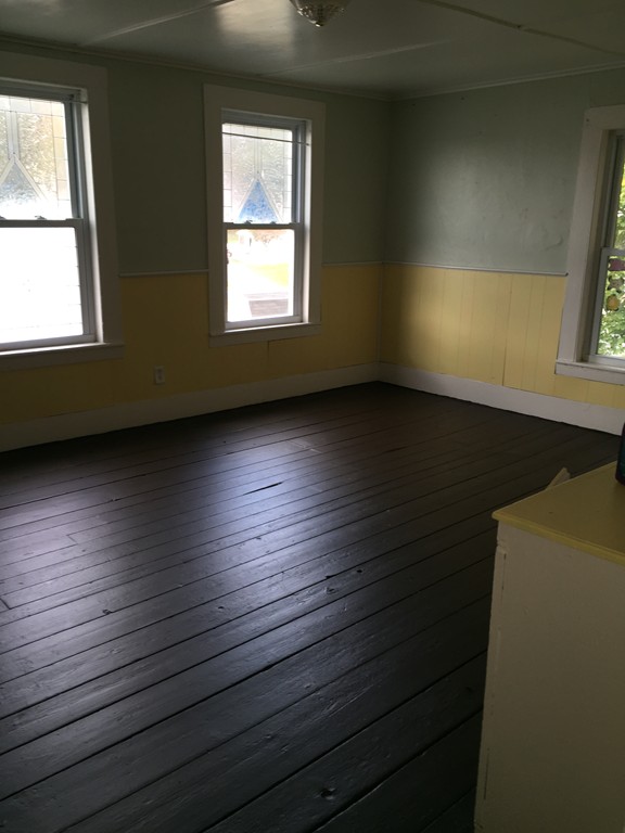 11 Allen Street Palmer, MA 01069 - Photo 19 of 30