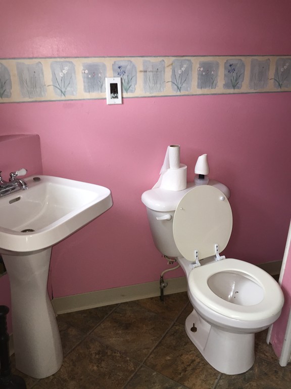 11 Allen Street Palmer, MA 01069 - Photo 27 of 30