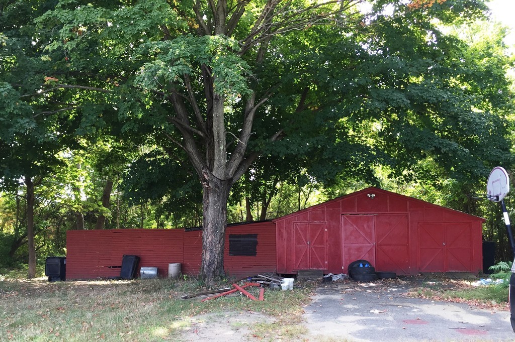 11 Allen Street Palmer, MA 01069 - Photo 9 of 30