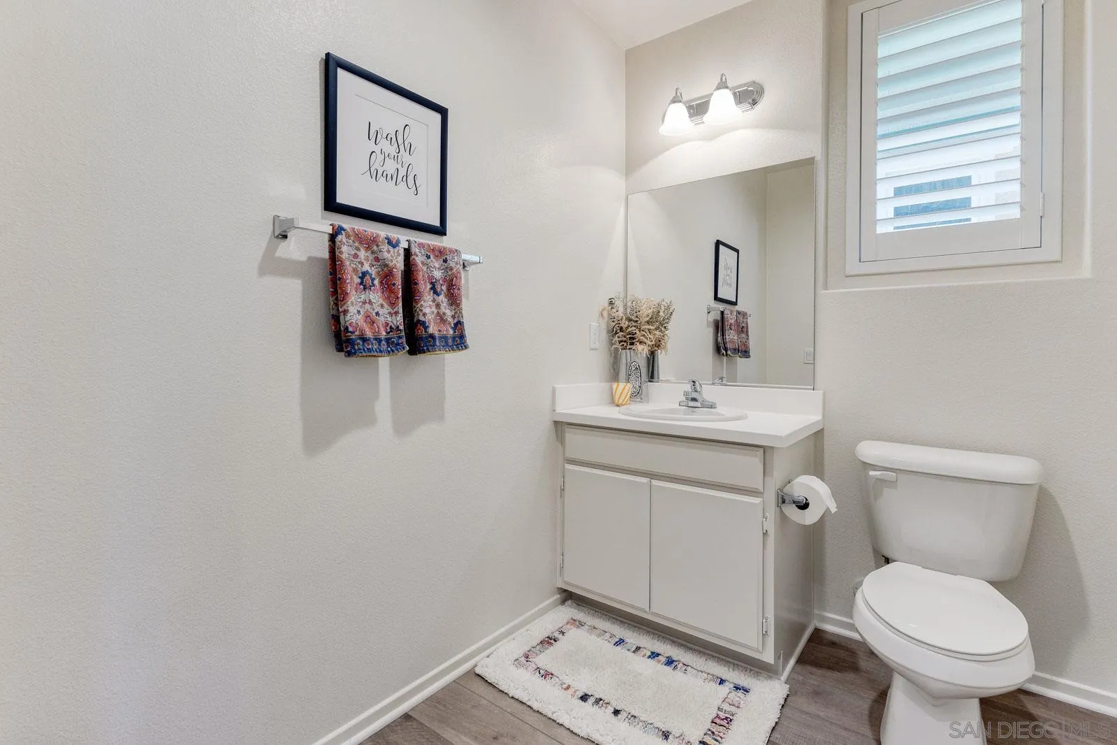 1231 Idanan Road, Unit 8 Chula Vista, CA 91913 - Photo 9 of 34 Gallery Image 9