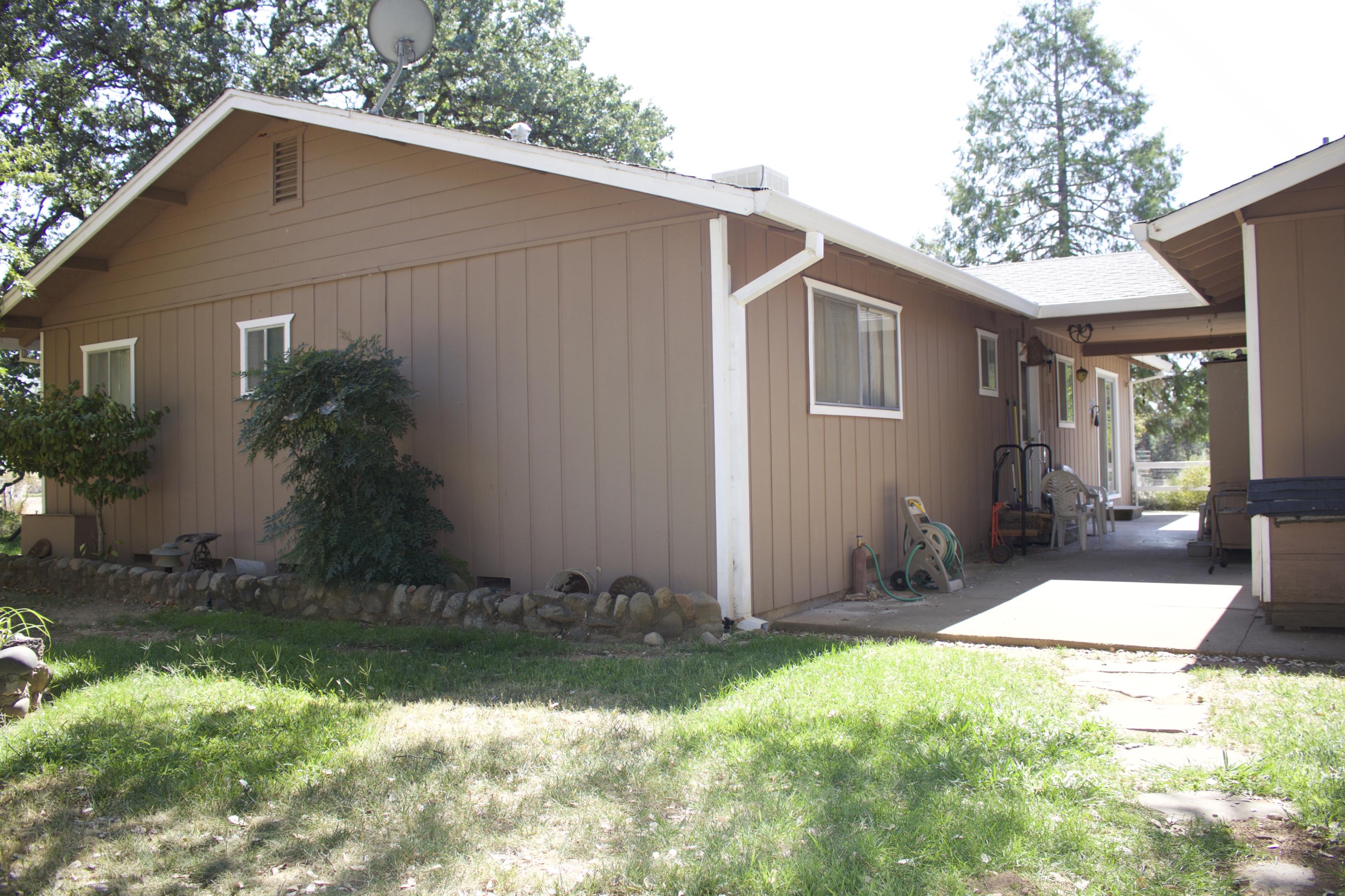 8588 Silver Bridge Road Palo Cedro, CA 96073 - Photo 8 of 29 2016-09-07 01.39.48